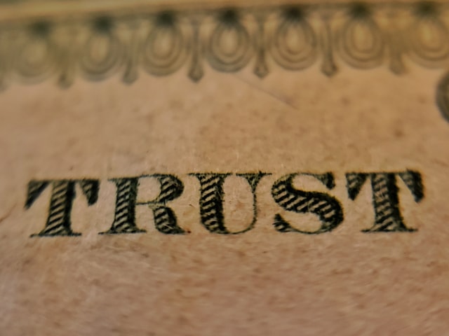 １.仕事で信頼関係をつくろう。信頼を得ることのメリットとは？